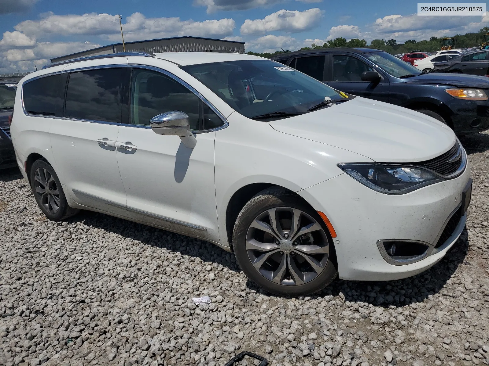 2018 Chrysler Pacifica Limited VIN: 2C4RC1GG5JR210575 Lot: 62564484