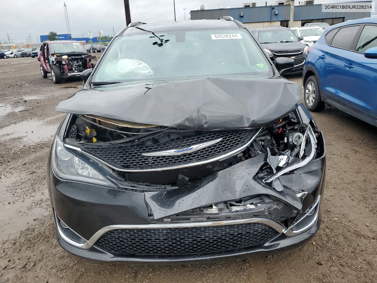 2018 Chrysler Pacifica Touring L VIN: 2C4RC1BG9JR228214 Lot: 62638244