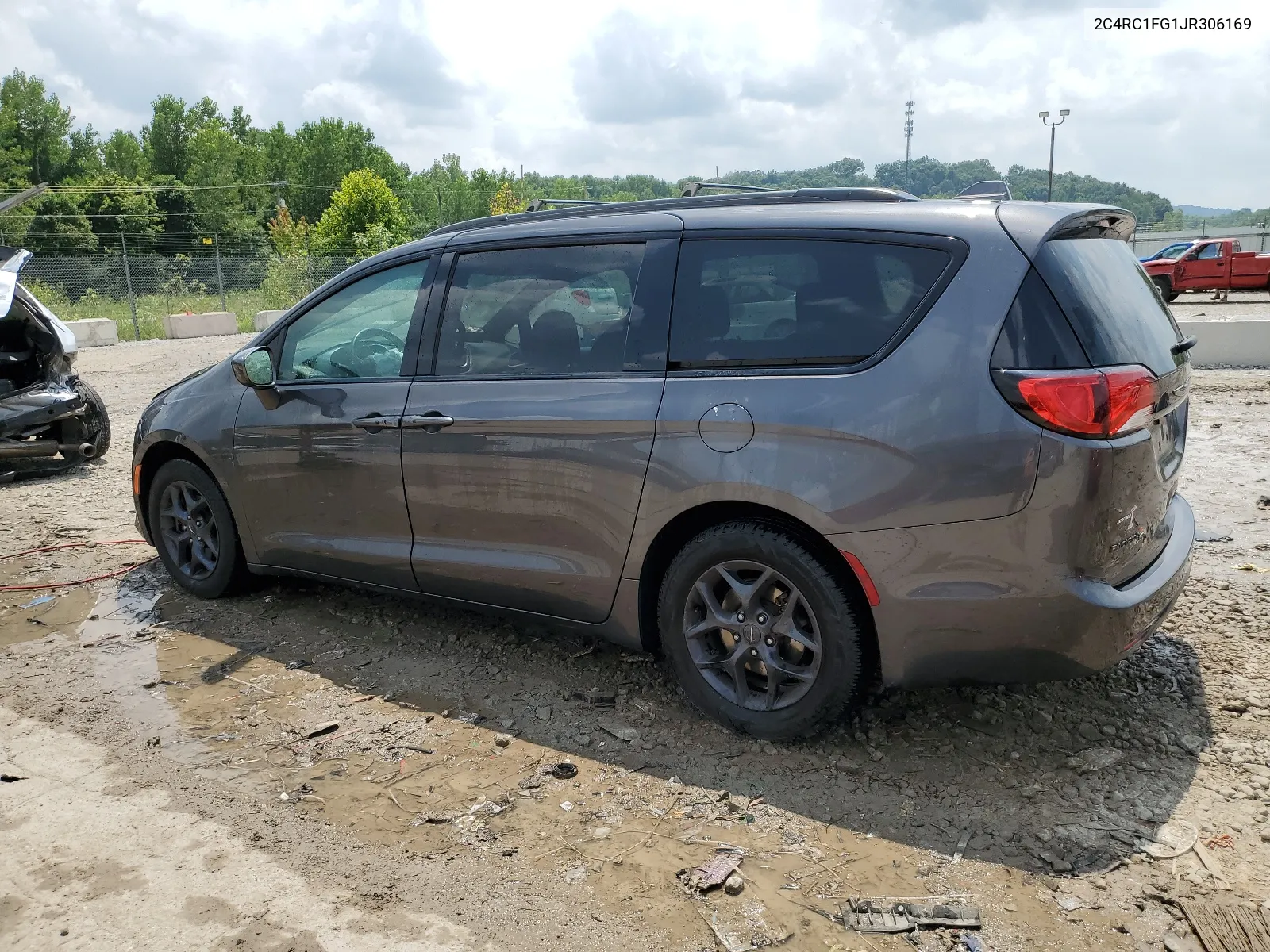 2018 Chrysler Pacifica Touring Plus VIN: 2C4RC1FG1JR306169 Lot: 64122754