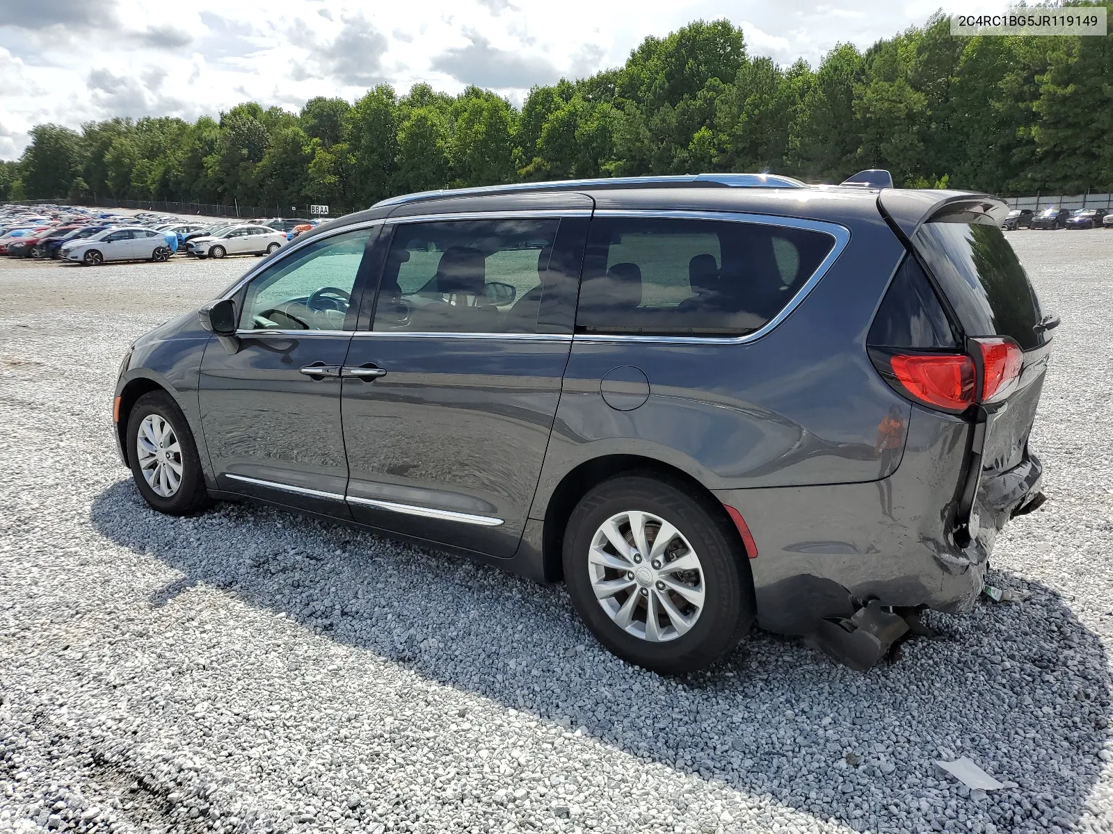 2018 Chrysler Pacifica Touring L VIN: 2C4RC1BG5JR119149 Lot: 64680744