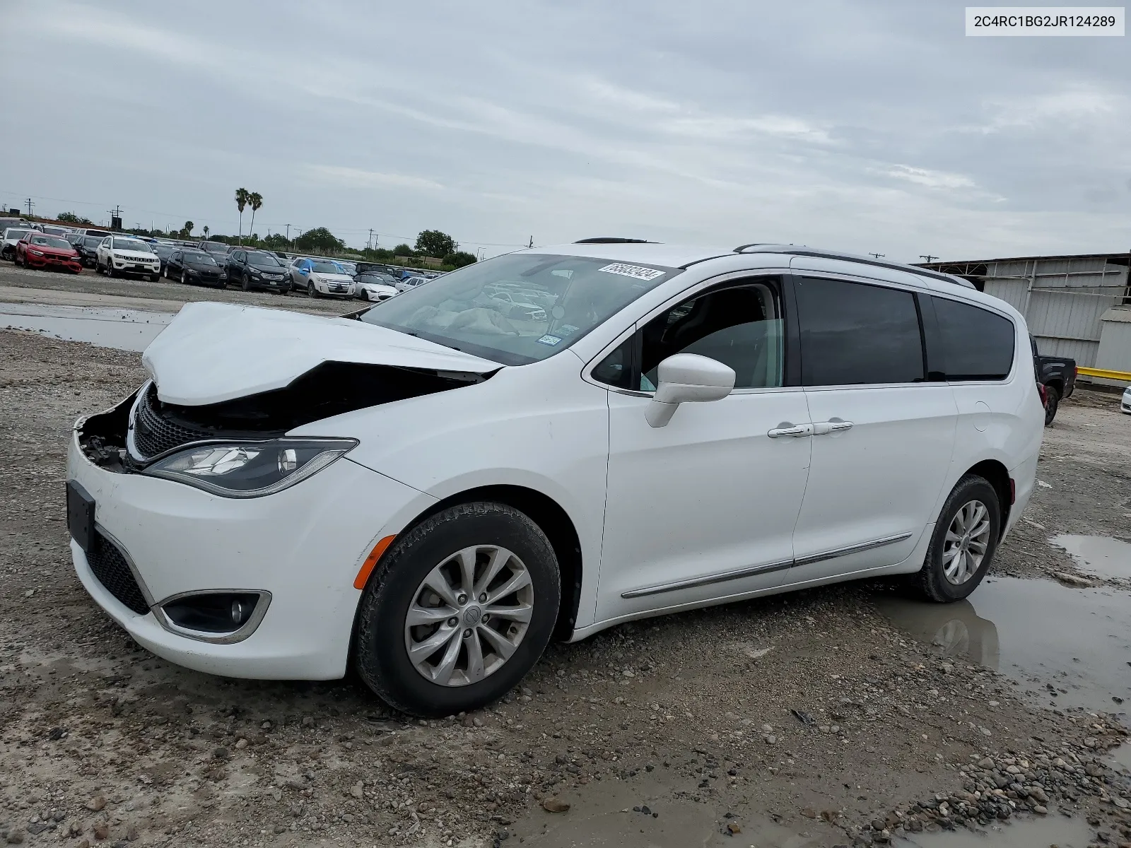 2018 Chrysler Pacifica Touring L VIN: 2C4RC1BG2JR124289 Lot: 65032424