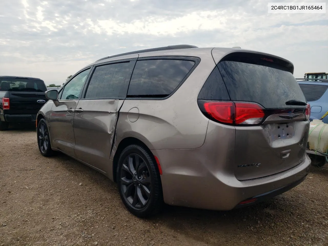 2018 Chrysler Pacifica Touring L VIN: 2C4RC1BG1JR165464 Lot: 65808234