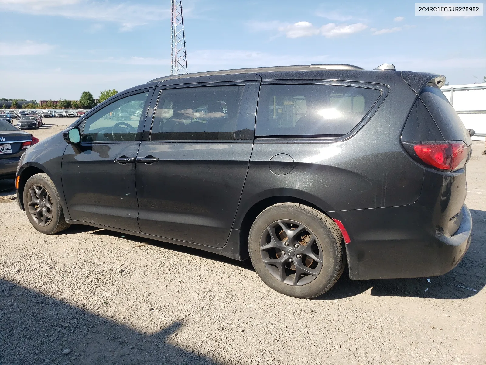 2018 Chrysler Pacifica Touring L Plus VIN: 2C4RC1EG5JR228982 Lot: 66504534