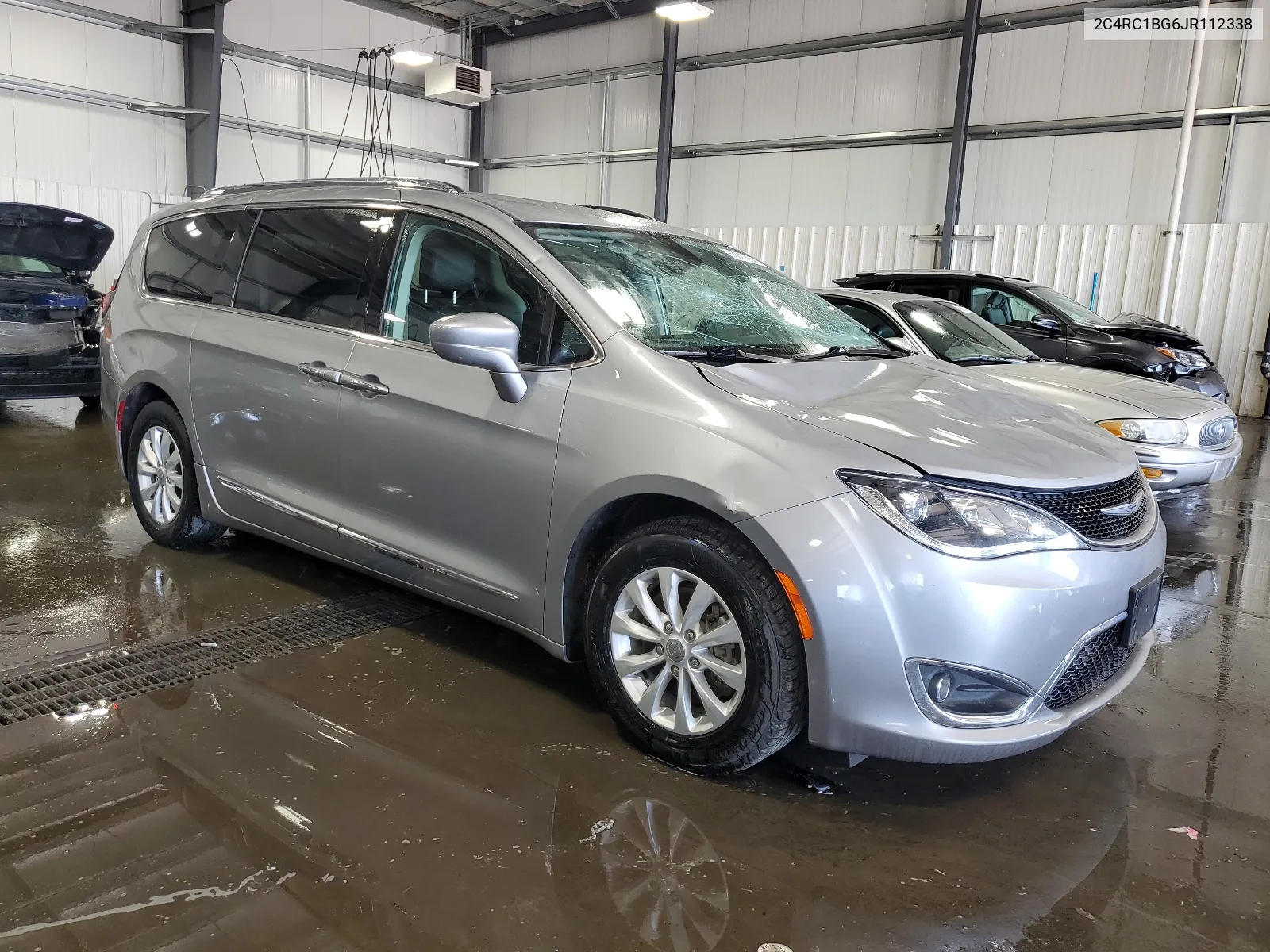 2C4RC1BG6JR112338 2018 Chrysler Pacifica Touring L