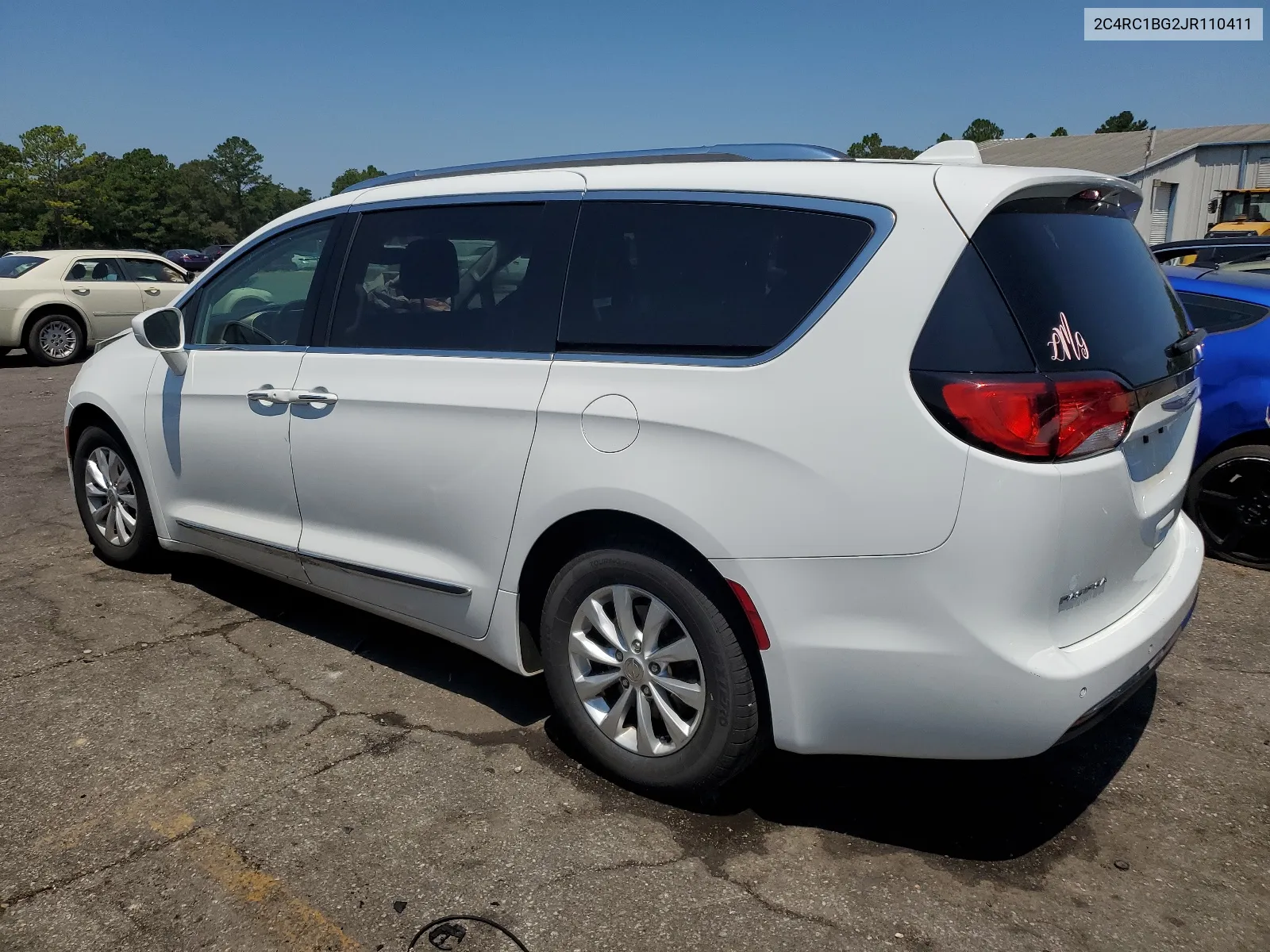 2018 Chrysler Pacifica Touring L VIN: 2C4RC1BG2JR110411 Lot: 66896714