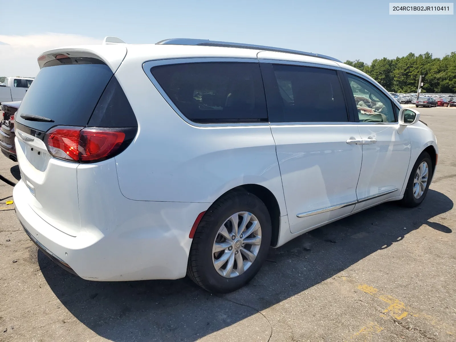 2018 Chrysler Pacifica Touring L VIN: 2C4RC1BG2JR110411 Lot: 66896714