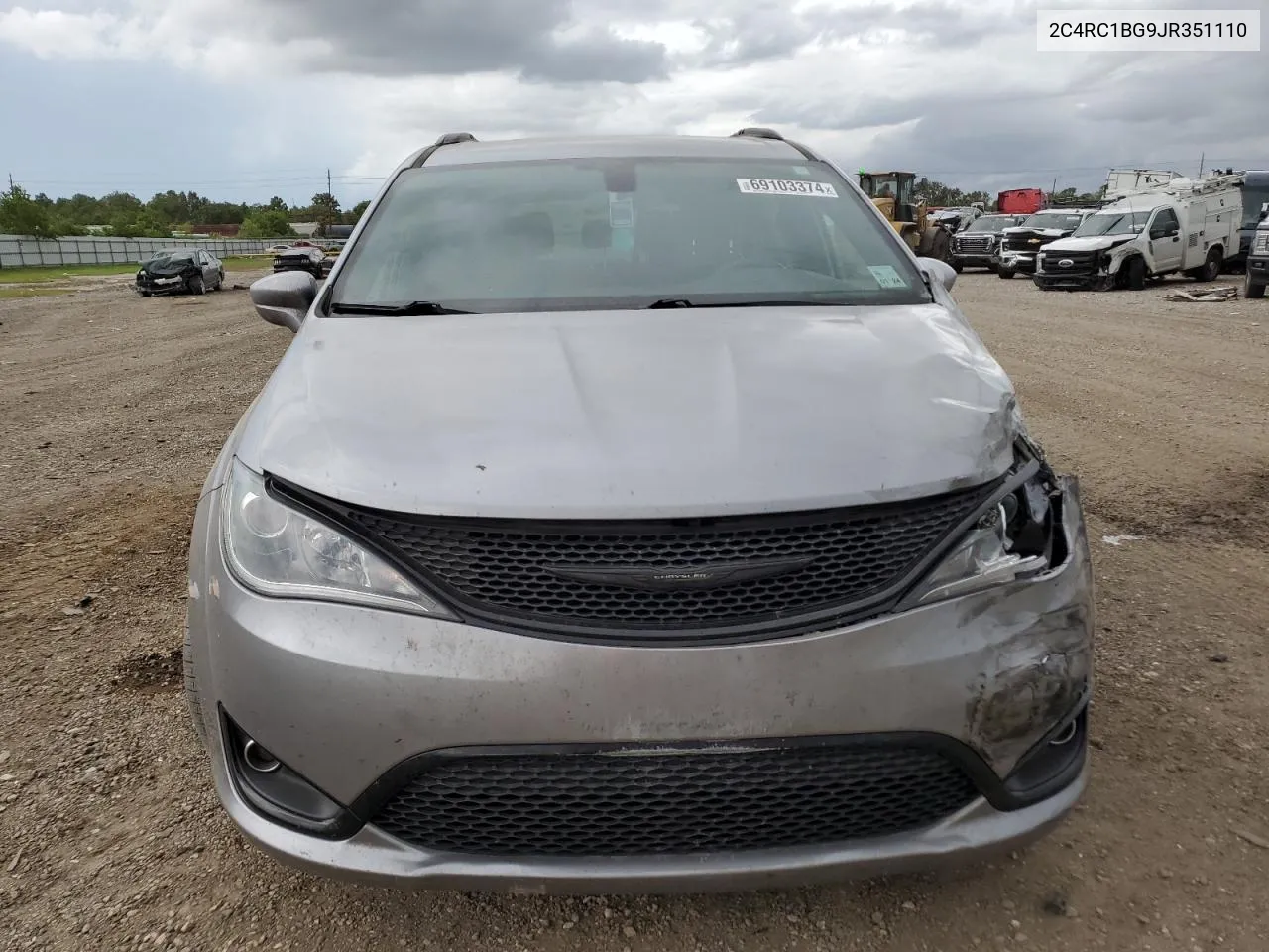 2C4RC1BG9JR351110 2018 Chrysler Pacifica Touring L