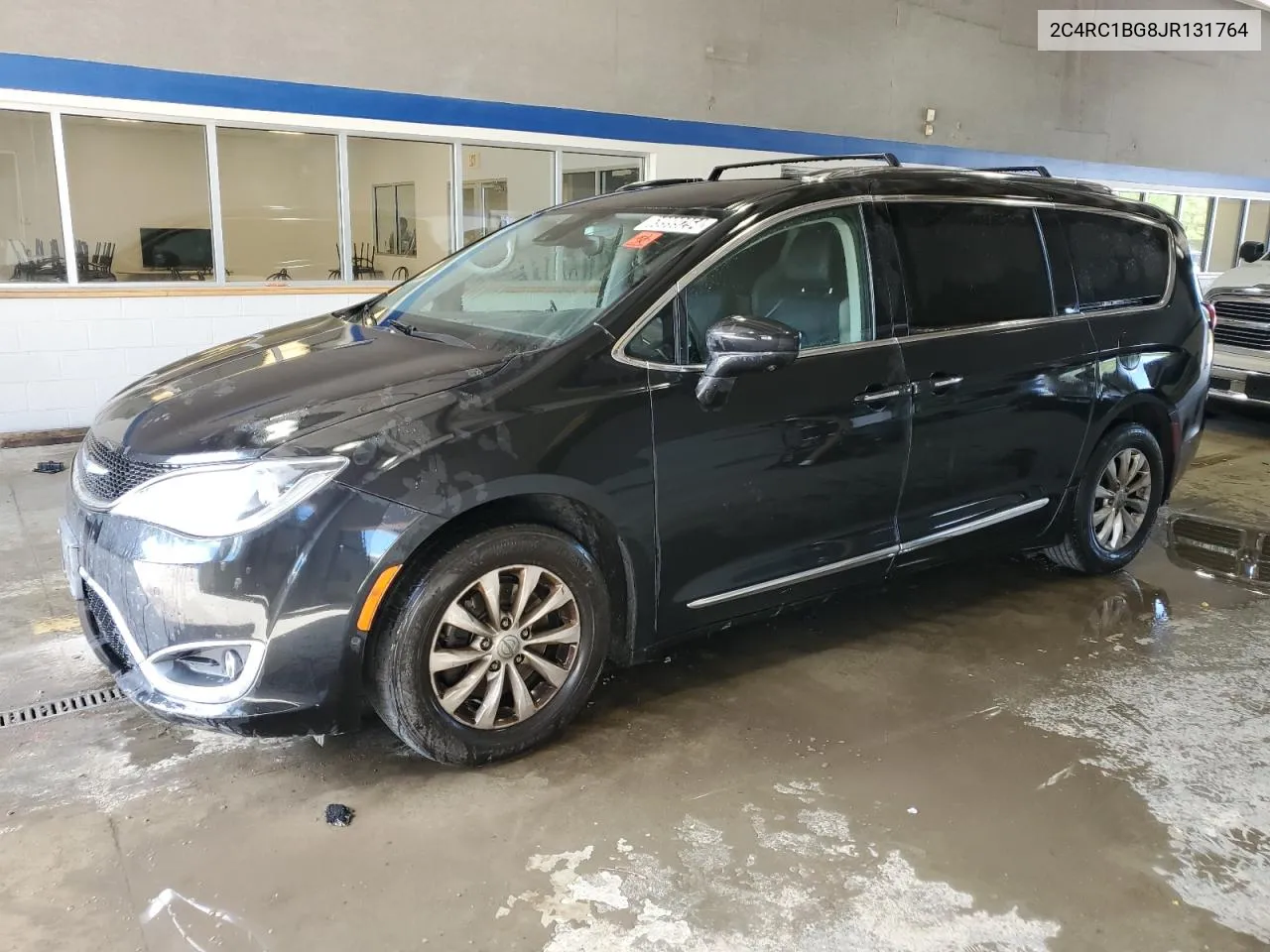 2C4RC1BG8JR131764 2018 Chrysler Pacifica Touring L