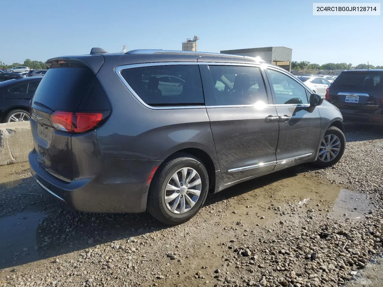 2018 Chrysler Pacifica Touring L VIN: 2C4RC1BG0JR128714 Lot: 70137914