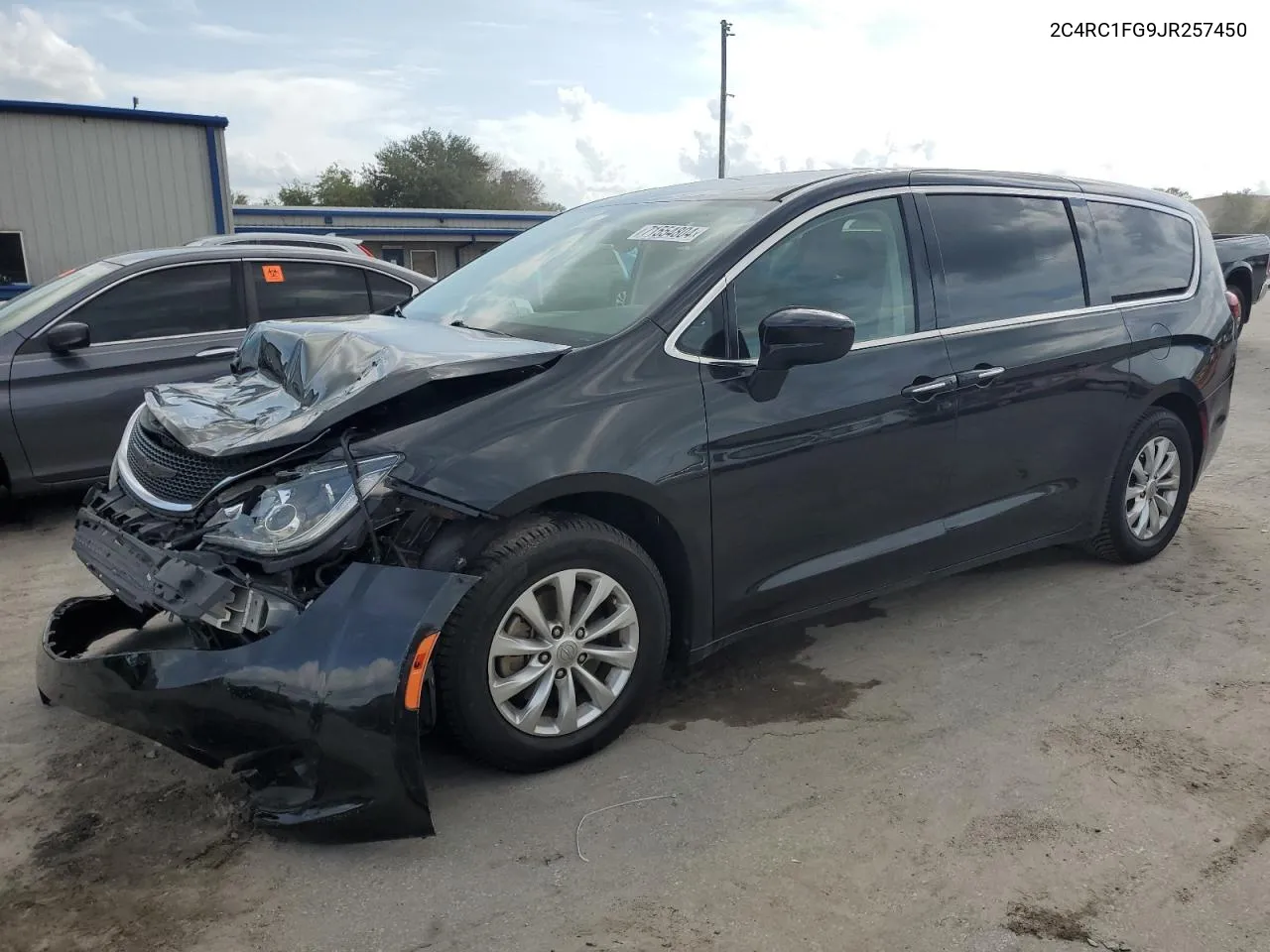 2018 Chrysler Pacifica Touring Plus VIN: 2C4RC1FG9JR257450 Lot: 71554804