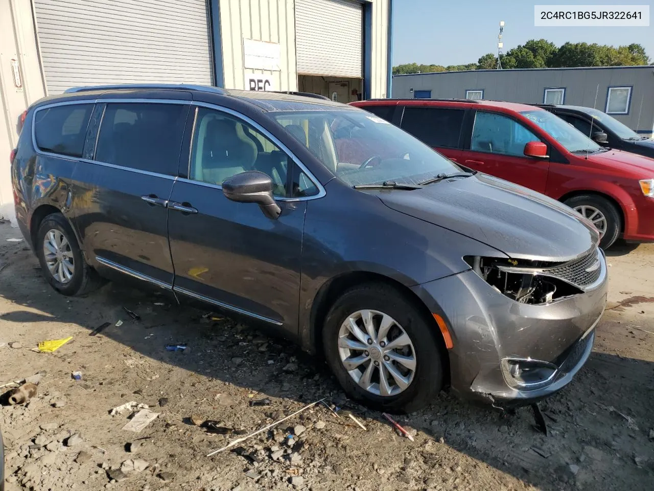 2018 Chrysler Pacifica Touring L VIN: 2C4RC1BG5JR322641 Lot: 71623864