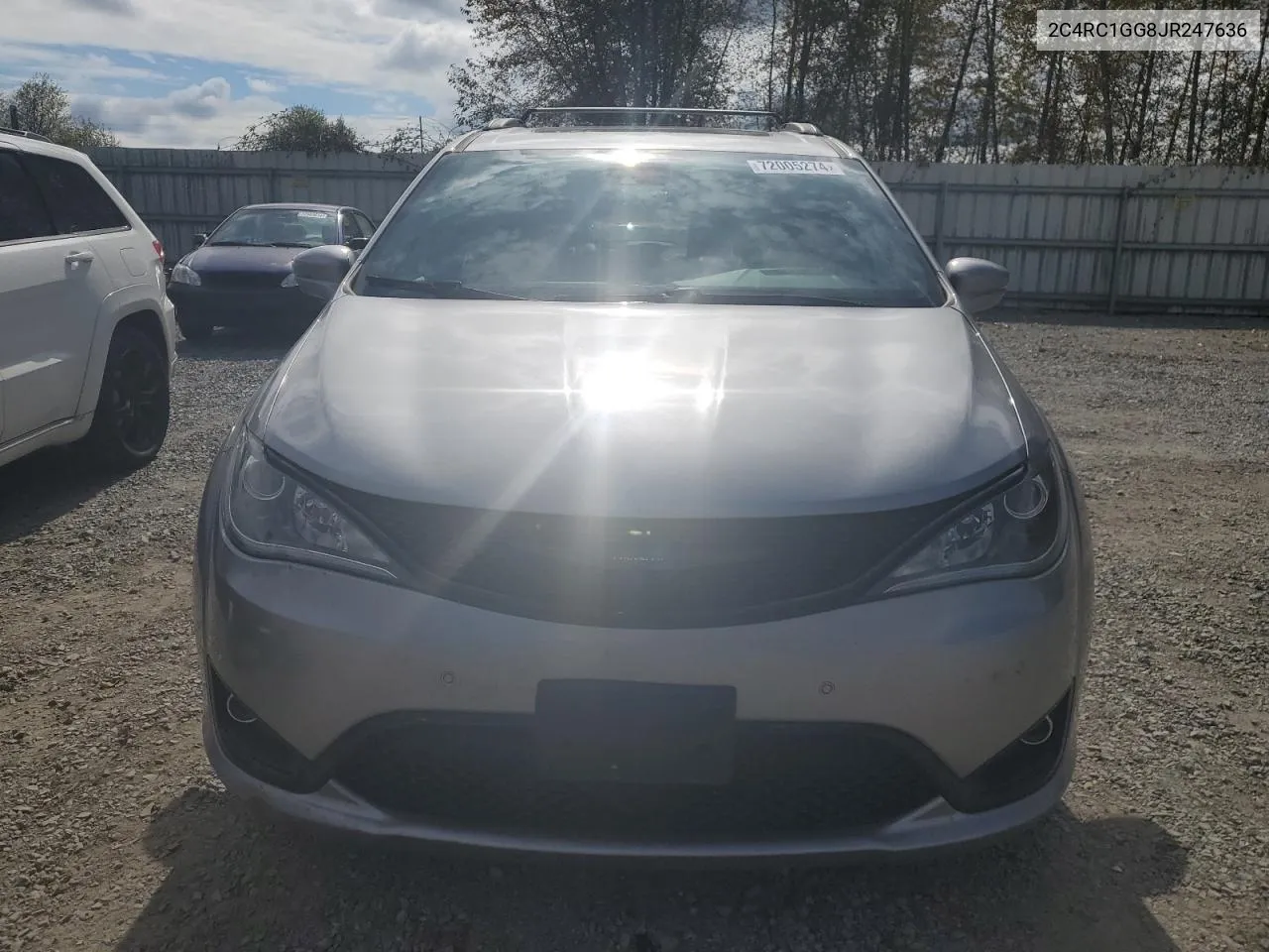 2C4RC1GG8JR247636 2018 Chrysler Pacifica Limited