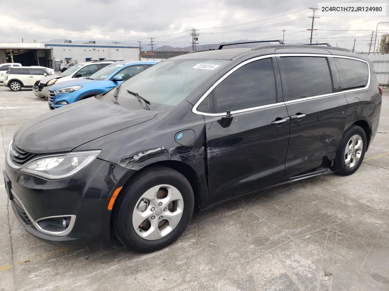 2018 Chrysler Pacifica Hybrid Touring Plus VIN: 2C4RC1H72JR124980 Lot: 72265314