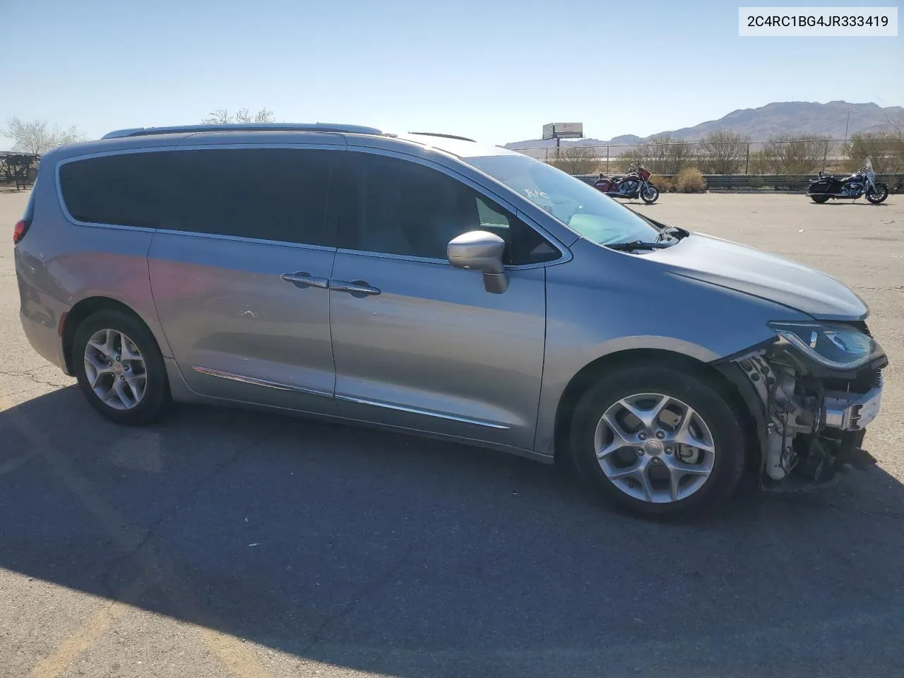 2018 Chrysler Pacifica Touring L VIN: 2C4RC1BG4JR333419 Lot: 72442114