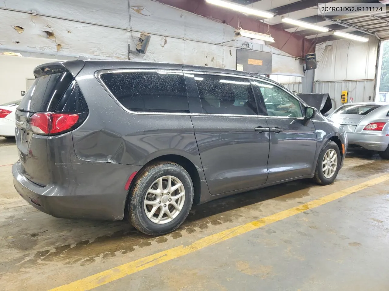 2018 Chrysler Pacifica Touring VIN: 2C4RC1DG2JR131174 Lot: 73335124