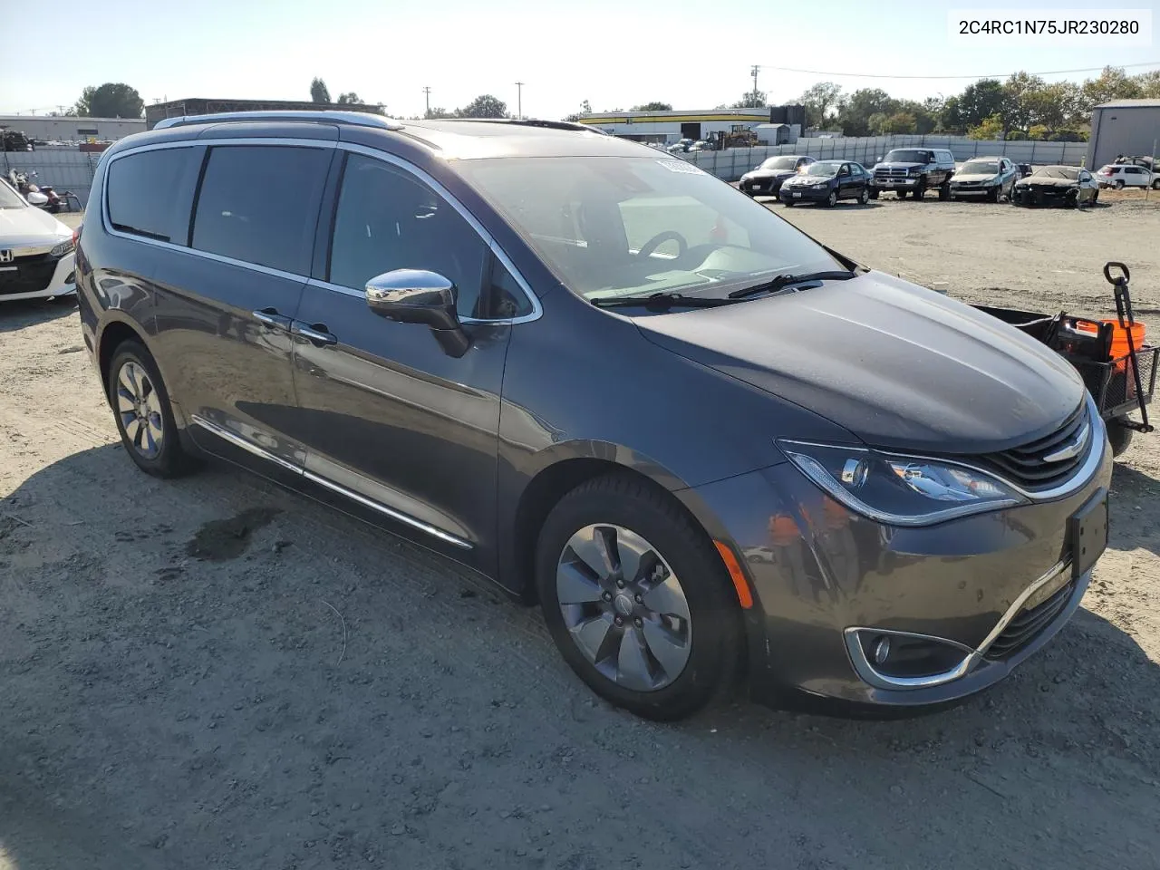 2018 Chrysler Pacifica Hybrid Limited VIN: 2C4RC1N75JR230280 Lot: 73338824