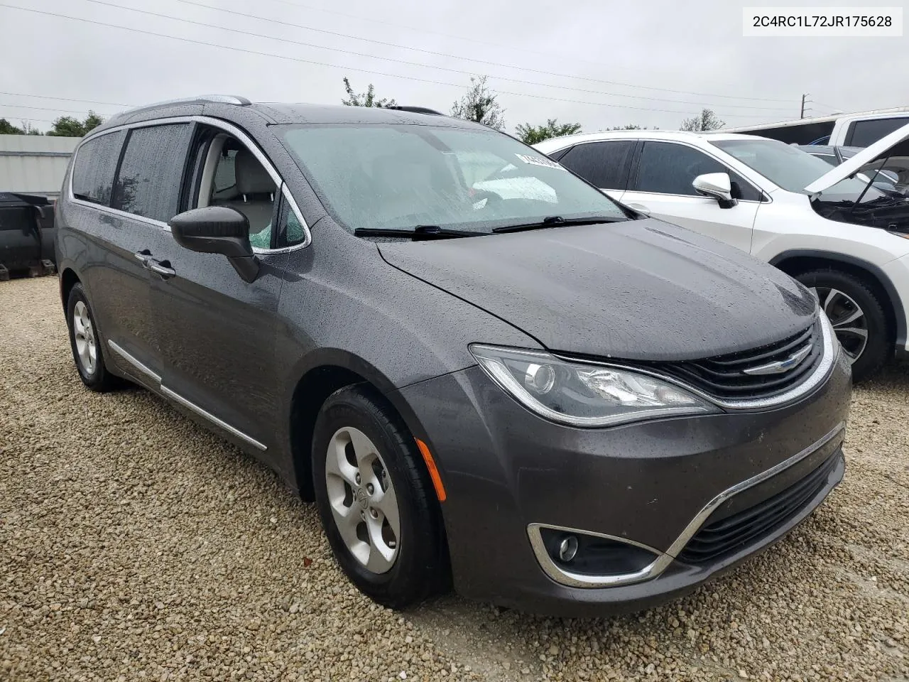 2018 Chrysler Pacifica Hybrid Touring L VIN: 2C4RC1L72JR175628 Lot: 74437964