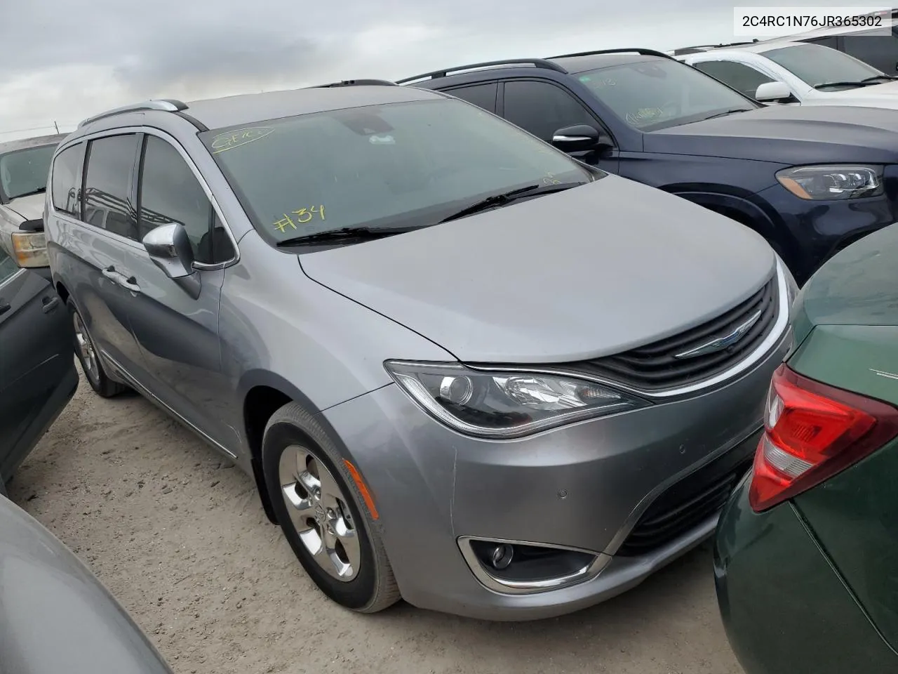 2018 Chrysler Pacifica Hybrid Limited VIN: 2C4RC1N76JR365302 Lot: 76672334