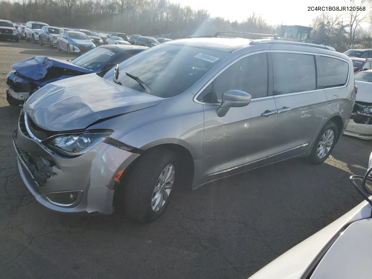 2018 Chrysler Pacifica Touring L VIN: 2C4RC1BG8JR120568 Lot: 79896444