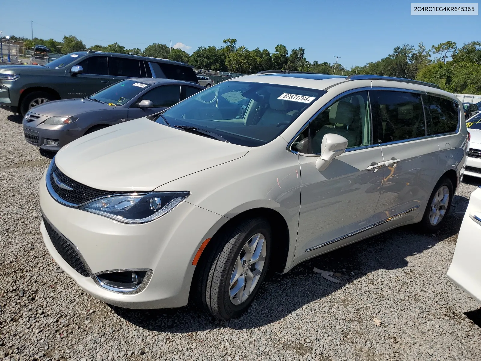 2019 Chrysler Pacifica Touring L Plus VIN: 2C4RC1EG4KR645365 Lot: 62831784