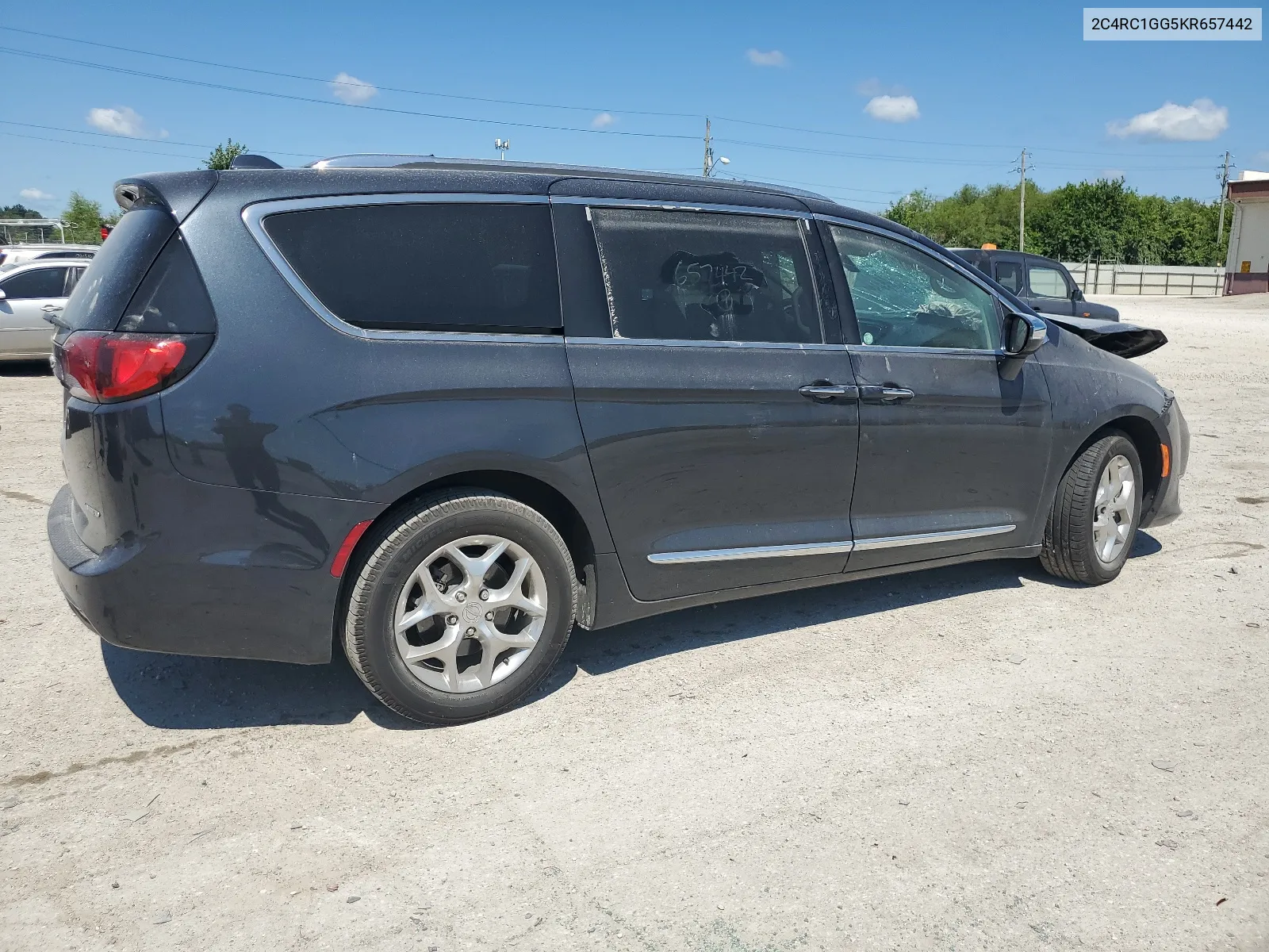 2019 Chrysler Pacifica Limited VIN: 2C4RC1GG5KR657442 Lot: 63611344