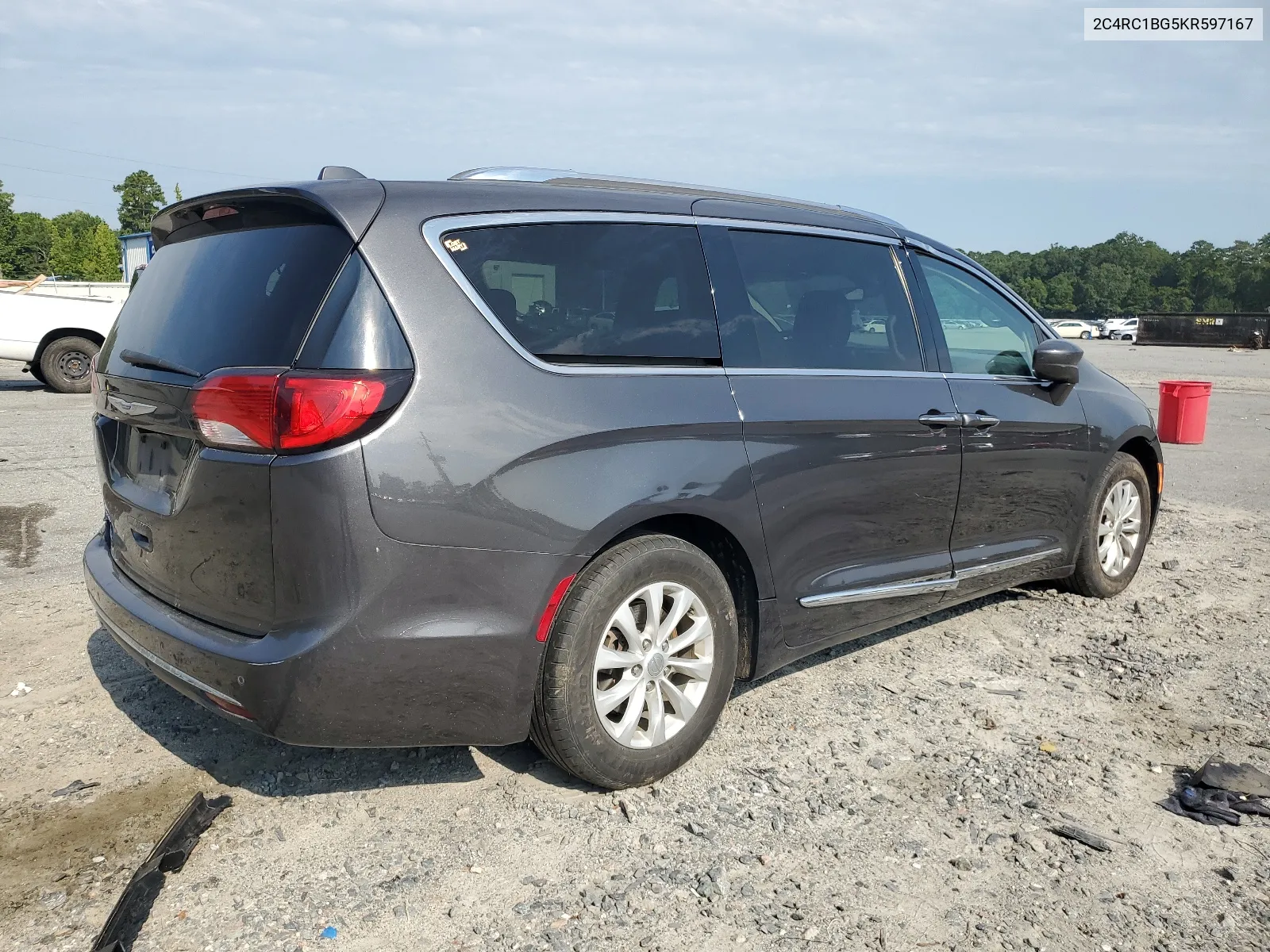 2C4RC1BG5KR597167 2019 Chrysler Pacifica Touring L