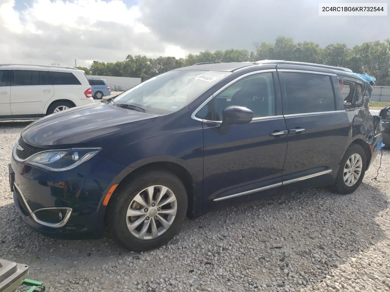 2019 Chrysler Pacifica Touring L VIN: 2C4RC1BG6KR732544 Lot: 68444924