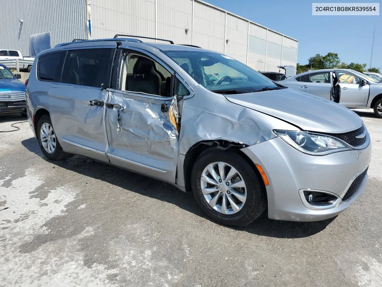 2019 Chrysler Pacifica Touring L VIN: 2C4RC1BG8KR539554 Lot: 68871354