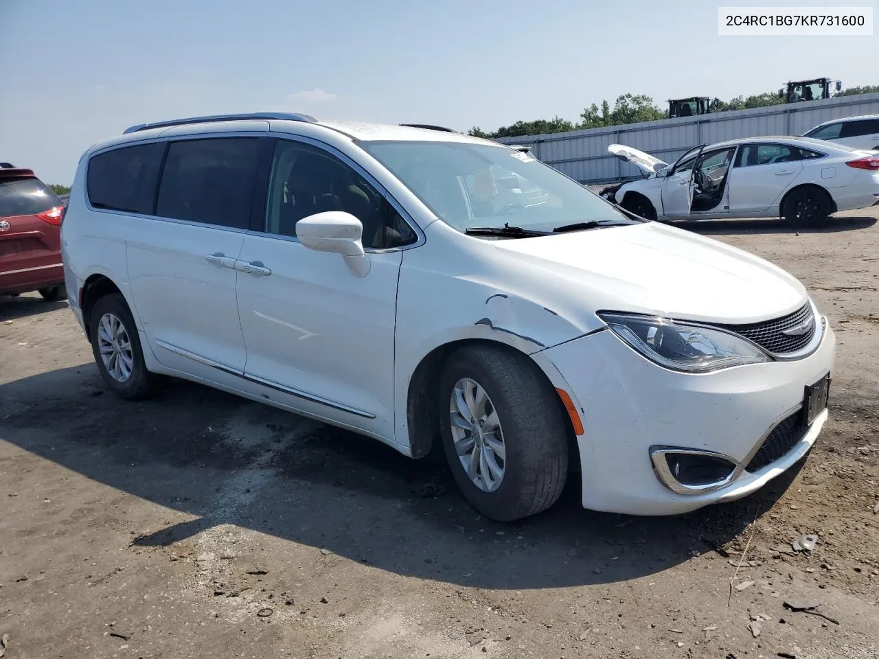 2C4RC1BG7KR731600 2019 Chrysler Pacifica Touring L