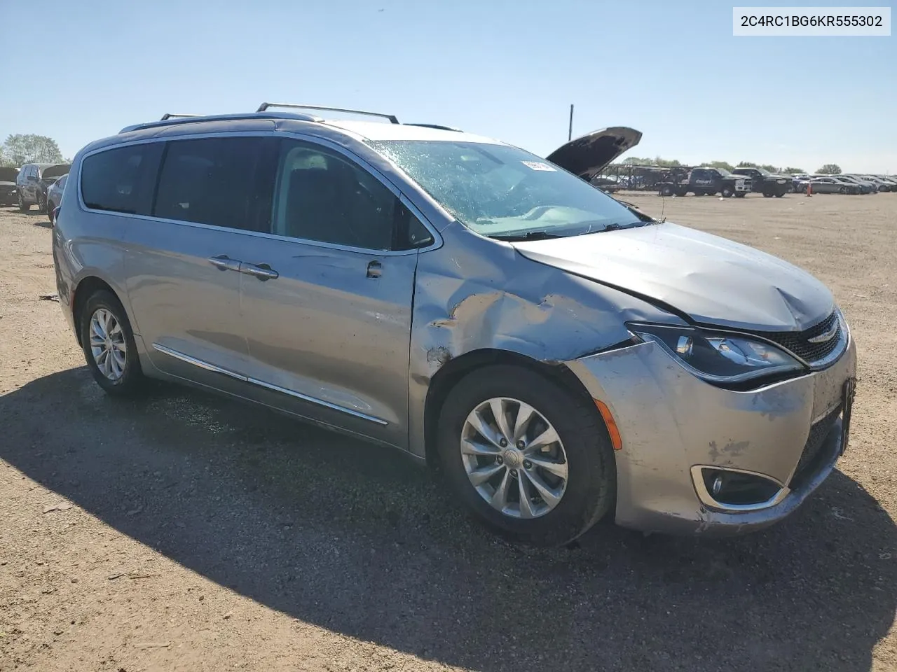 2019 Chrysler Pacifica Touring L VIN: 2C4RC1BG6KR555302 Lot: 69967194