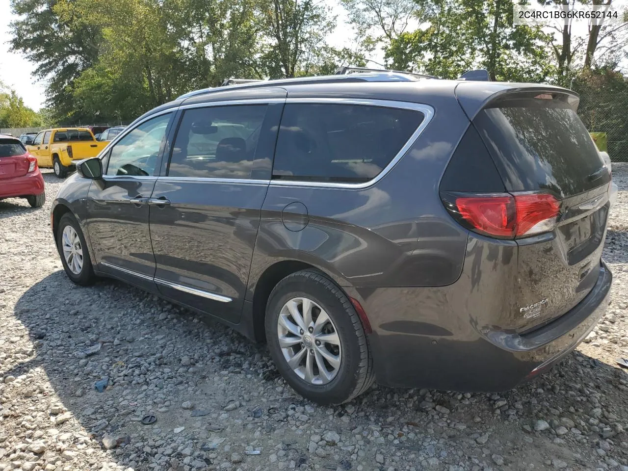 2019 Chrysler Pacifica Touring L VIN: 2C4RC1BG6KR652144 Lot: 69984044