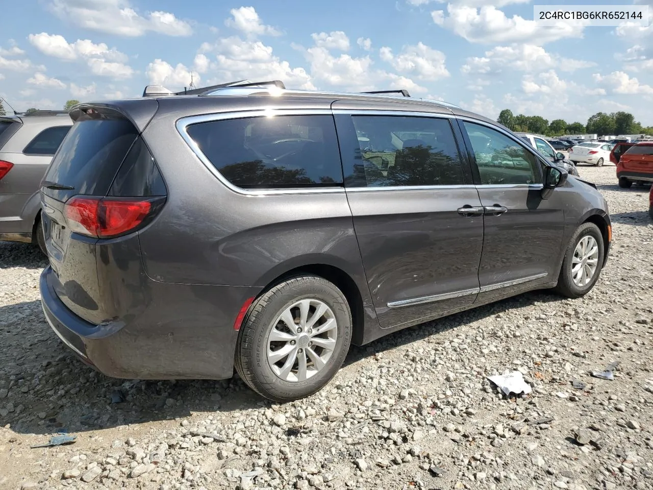 2019 Chrysler Pacifica Touring L VIN: 2C4RC1BG6KR652144 Lot: 69984044