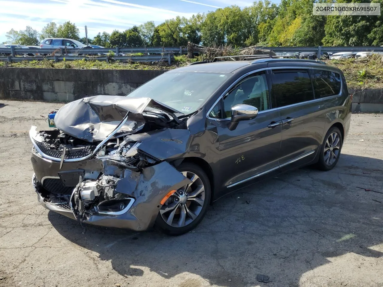 2019 Chrysler Pacifica Limited VIN: 2C4RC1GG3KR698507 Lot: 70148394