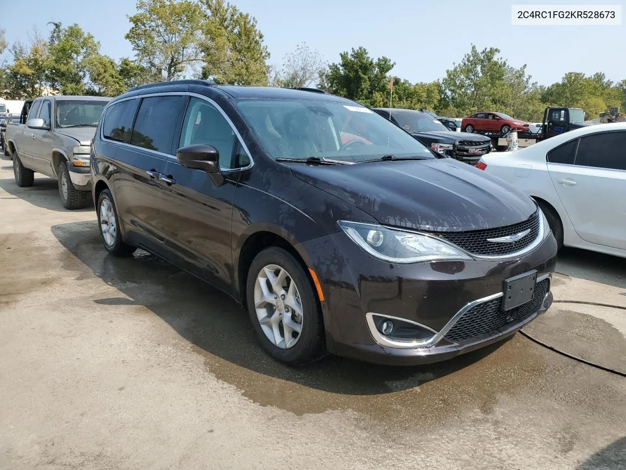 2019 Chrysler Pacifica Touring Plus VIN: 2C4RC1FG2KR528673 Lot: 71036574