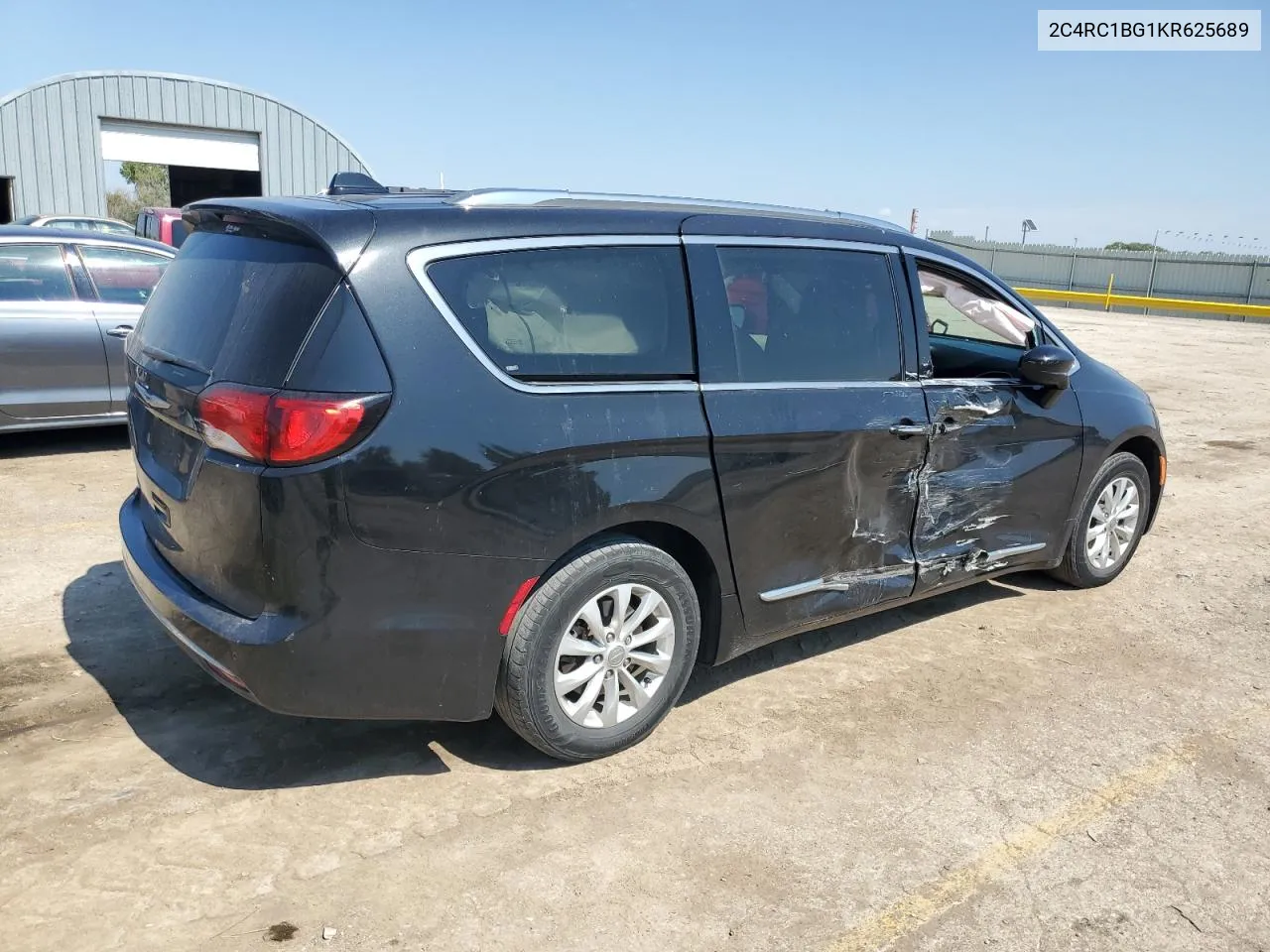 2019 Chrysler Pacifica Touring L VIN: 2C4RC1BG1KR625689 Lot: 71821394