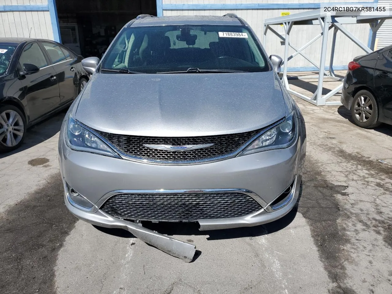 2019 Chrysler Pacifica Touring L VIN: 2C4RC1BG7KR581455 Lot: 71883984