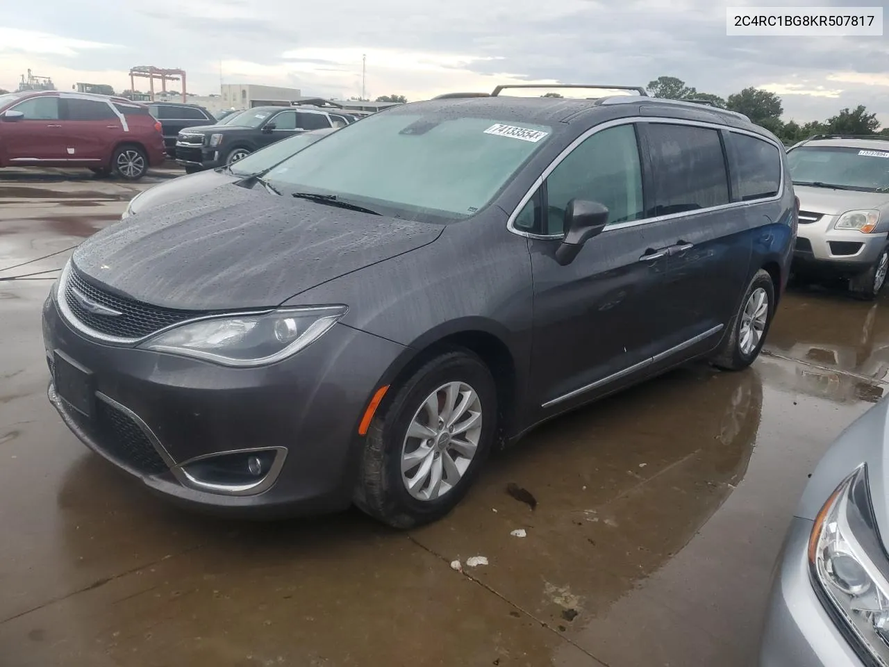 2019 Chrysler Pacifica Touring L VIN: 2C4RC1BG8KR507817 Lot: 74133554