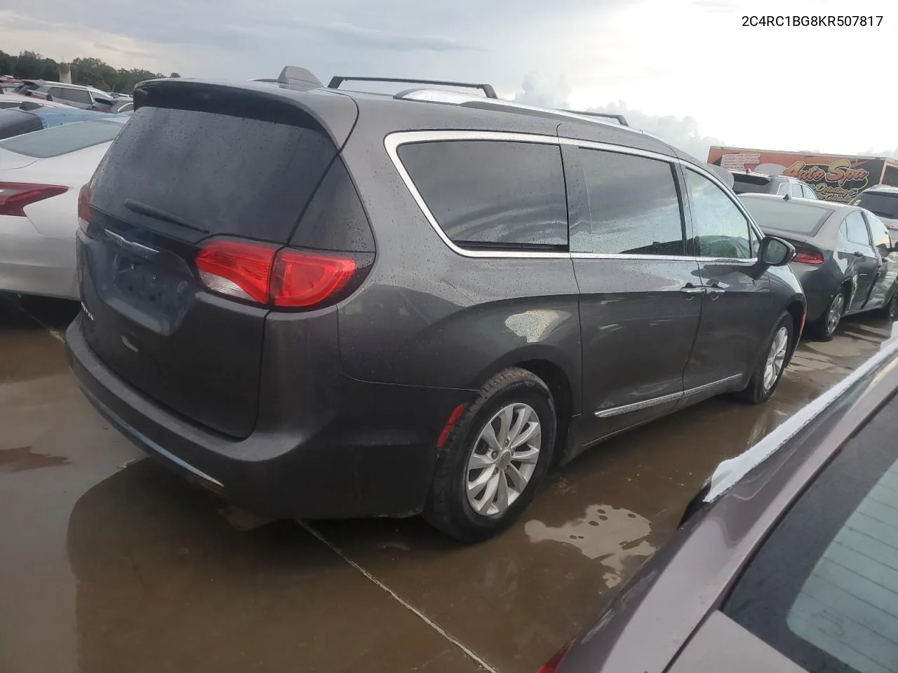 2019 Chrysler Pacifica Touring L VIN: 2C4RC1BG8KR507817 Lot: 74133554