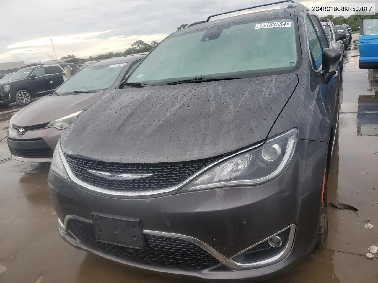 2019 Chrysler Pacifica Touring L VIN: 2C4RC1BG8KR507817 Lot: 74133554