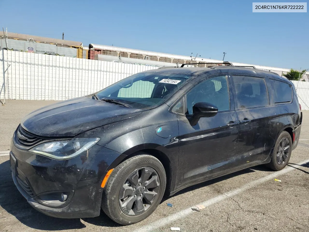 2019 Chrysler Pacifica Hybrid Limited VIN: 2C4RC1N76KR722222 Lot: 74342164