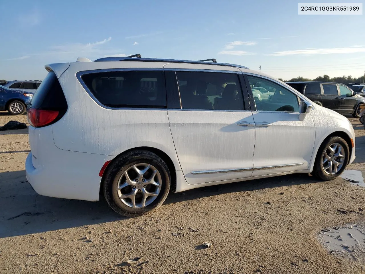 2019 Chrysler Pacifica Limited VIN: 2C4RC1GG3KR551989 Lot: 74348574