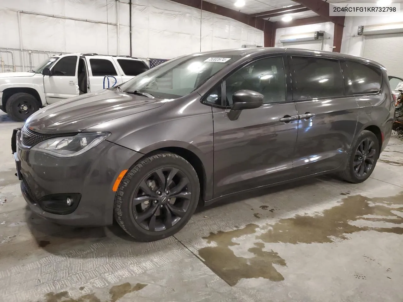 2019 Chrysler Pacifica Touring Plus VIN: 2C4RC1FG1KR732798 Lot: 75302674