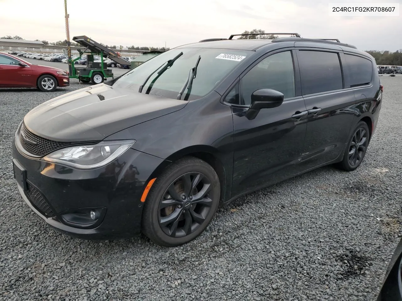 2019 Chrysler Pacifica Touring Plus VIN: 2C4RC1FG2KR708607 Lot: 76582524