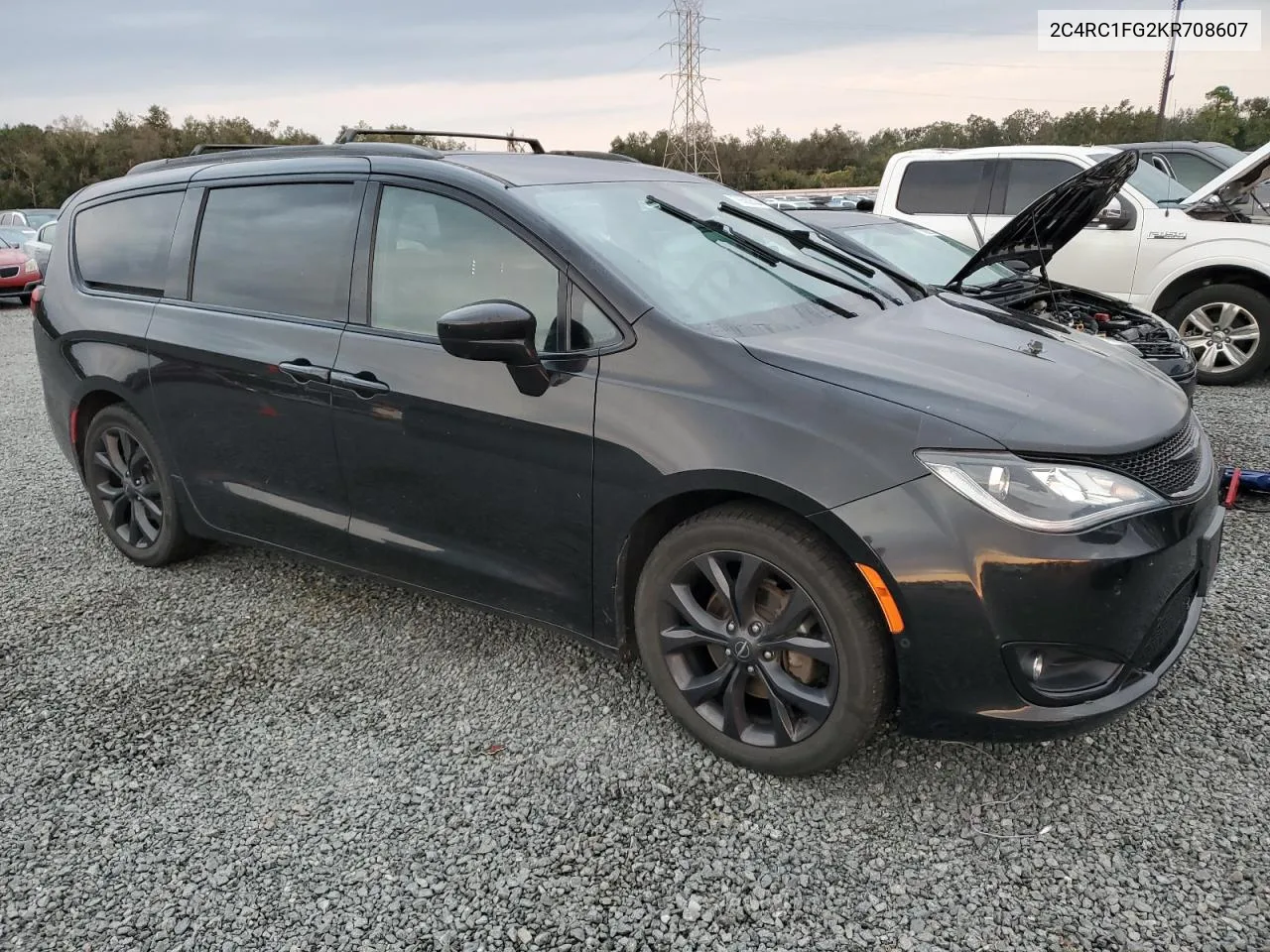 2019 Chrysler Pacifica Touring Plus VIN: 2C4RC1FG2KR708607 Lot: 76582524