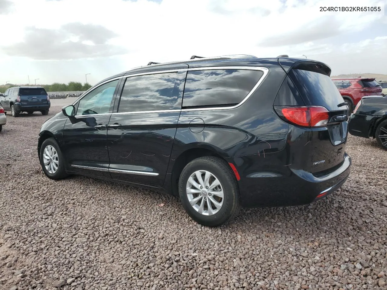 2019 Chrysler Pacifica Touring L VIN: 2C4RC1BG2KR651055 Lot: 76798184