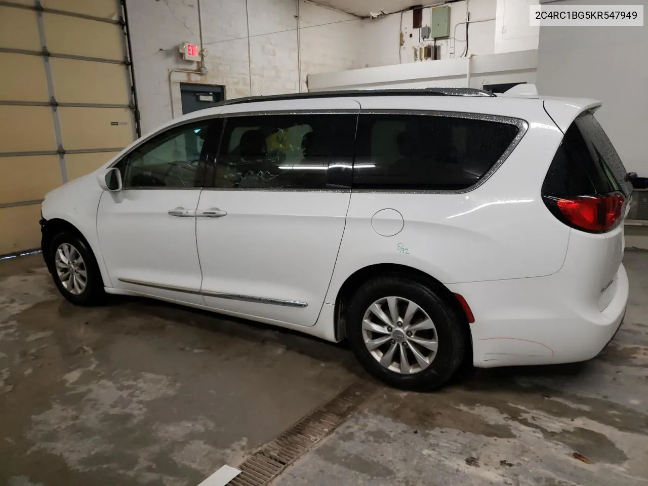 2019 Chrysler Pacifica Touring L VIN: 2C4RC1BG5KR547949 Lot: 80520094