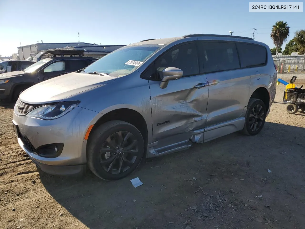 2C4RC1BG4LR217141 2020 Chrysler Pacifica Touring L