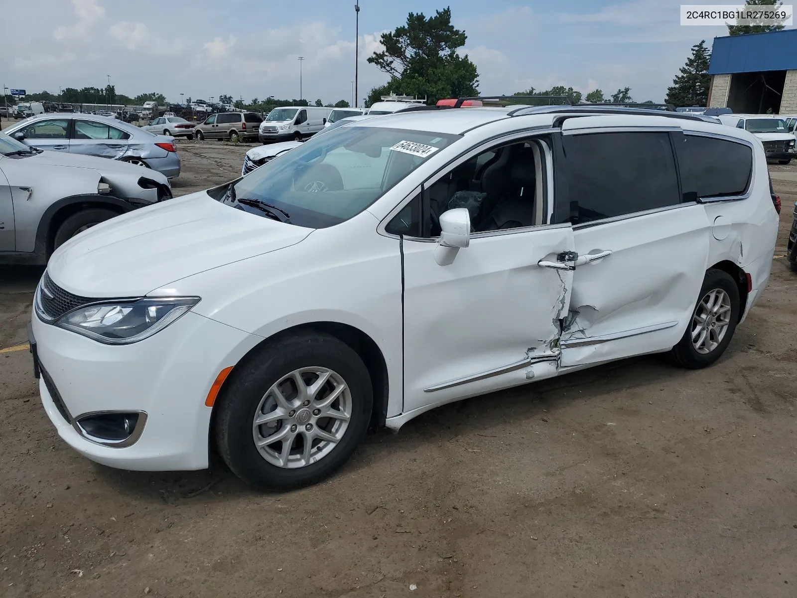 2020 Chrysler Pacifica Touring L VIN: 2C4RC1BG1LR275269 Lot: 64633024