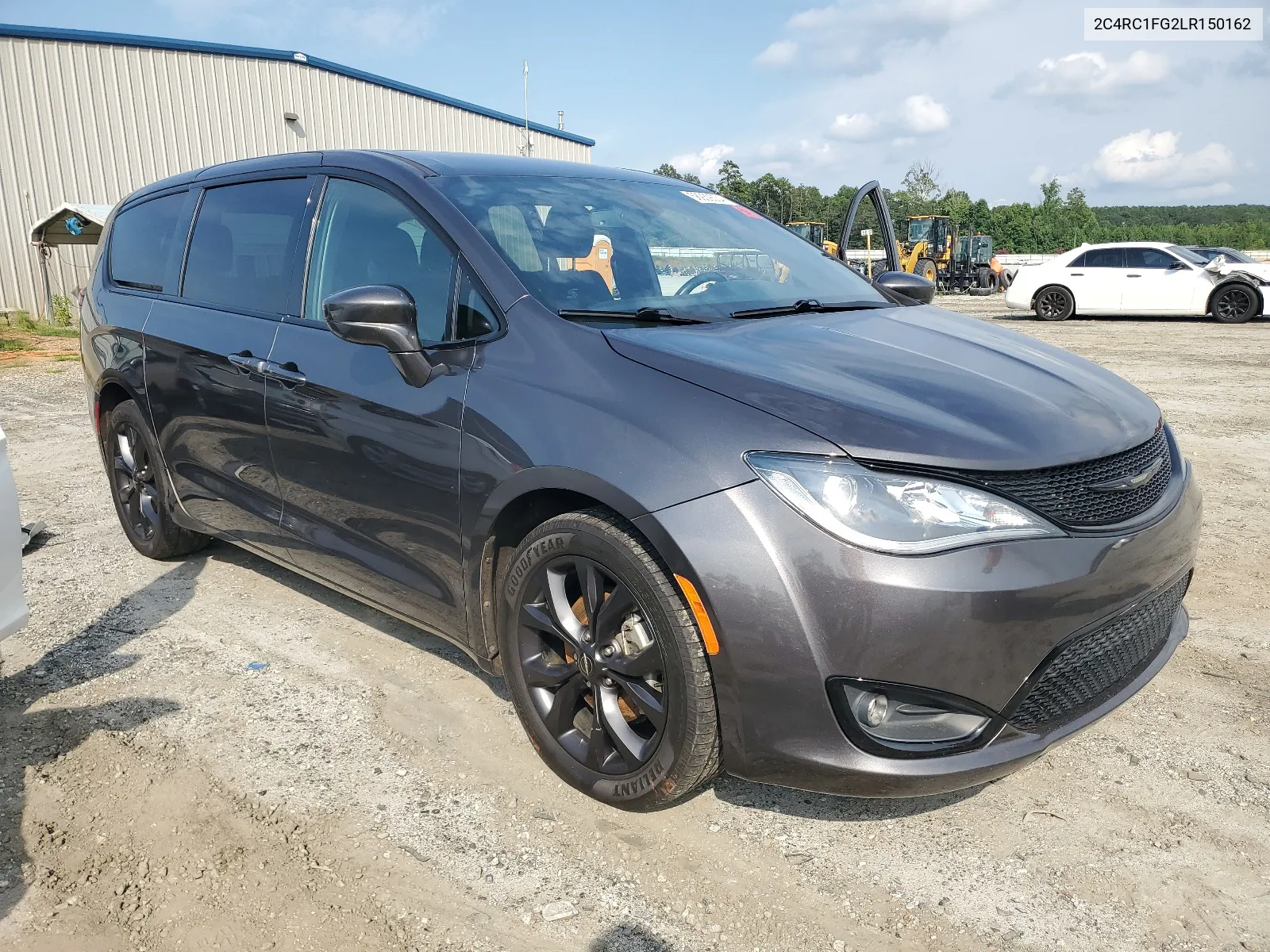 2020 Chrysler Pacifica Touring VIN: 2C4RC1FG2LR150162 Lot: 66939334