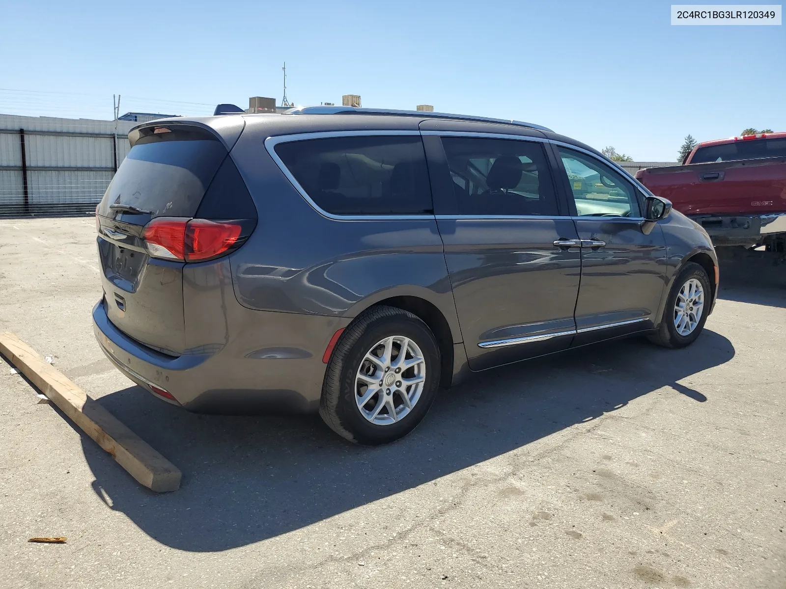 2020 Chrysler Pacifica Touring L VIN: 2C4RC1BG3LR120349 Lot: 67285144